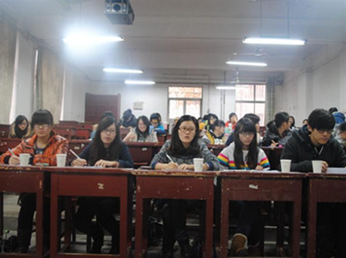11.30生命科学学院“仿师秀之板书大赛”圆满成功2