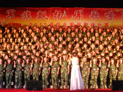 9.19 “军旗飘扬,军歌嘹亮”2012级学生军训歌咏比赛圆满结束01