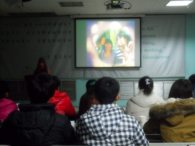 12.20“我寝我秀”视频与“寝室一角 点滴温情”摄影比赛评选活动举行
