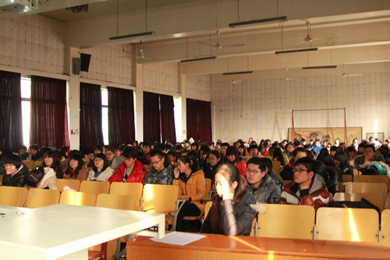 12.31 文学院“挑战杯”暨寒假社会实践活动动员大会圆满召开03