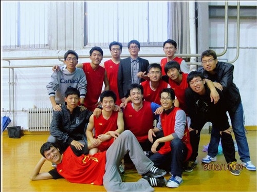 11.6 历史文化学院男女篮球队在学校2012年“迎新杯”中获佳绩03