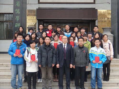 12.4 历史文化学院史苑学社“世界艾滋病日”系列宣传活动圆满落幕07
