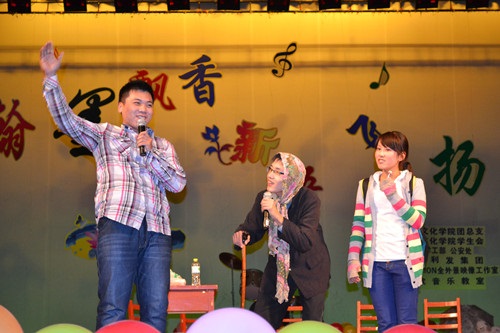 11.5 “翰墨飘香,新语飞扬”——历史文化学院2012年迎新晚会圆满落幕03
