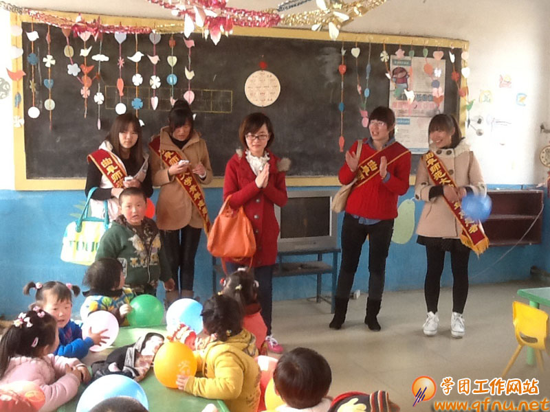 3.6女子雷锋队赴薛家村小学附属幼儿园“关爱儿童”活动举办