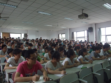 6.20 化学与化工学院团总支学生会社团联合会2013年换届大会胜利召开04