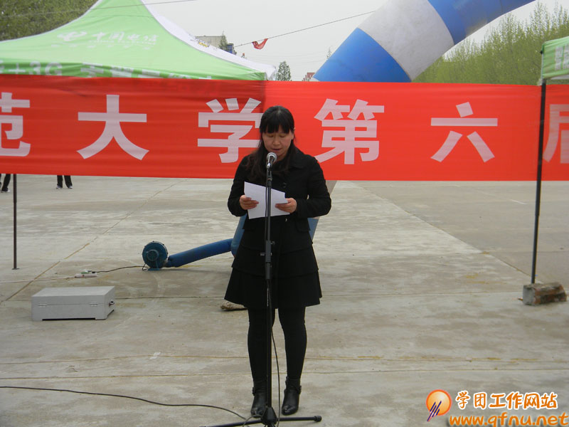 我校第六届海报设计大赛暨出国留学项目展示活动举办 - 副本