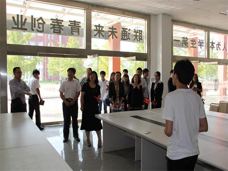 日照市高校共青团工作观摩团来我校观摩指导2