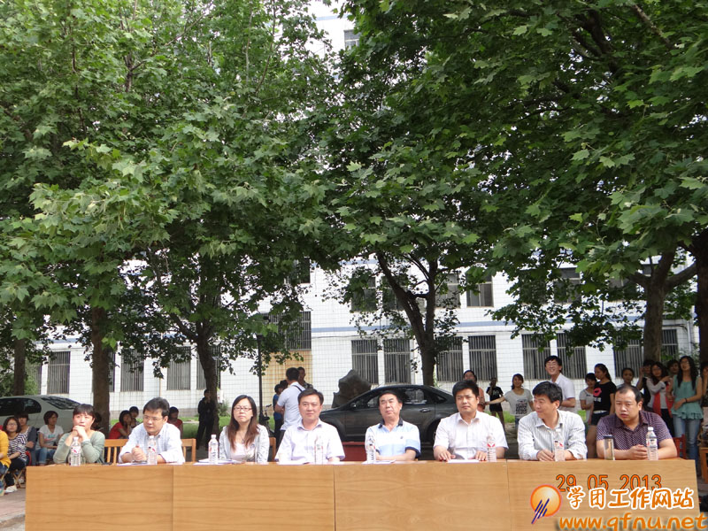 教育科学学院“舞动青春,放飞梦想”校园集体舞表演赛隆重举行