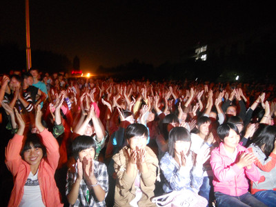 9.19 “军旗飘扬,军歌嘹亮”2012级学生军训歌咏比赛圆满结束02